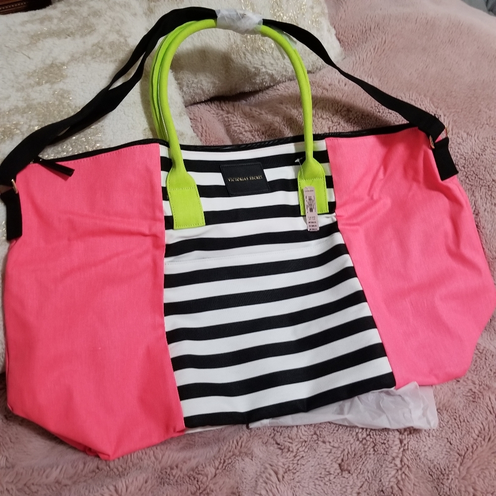 Victoria's Secret Weekender Bag - Picture 2 of 6